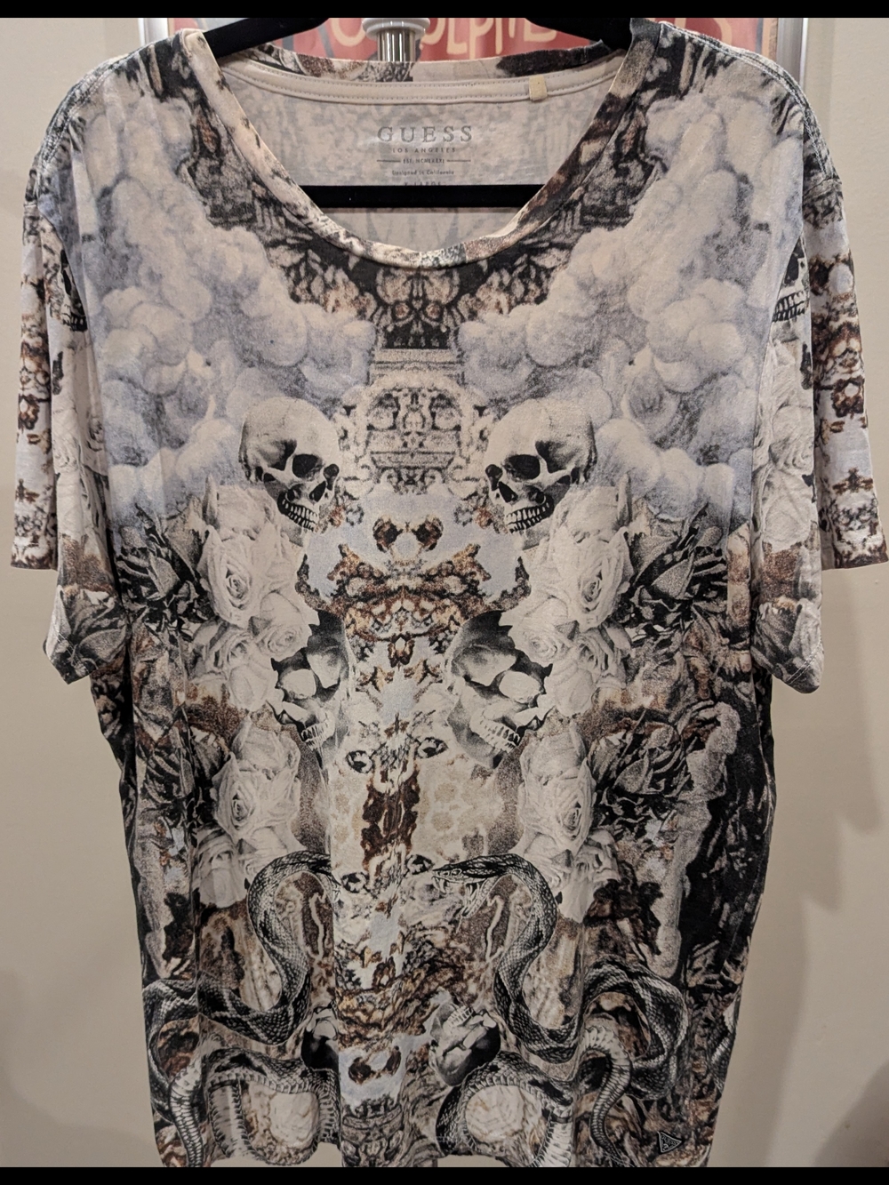 $18 GUESS Los Angeles All Over Print Skull Rose Snake Graphic Tee - Size XL